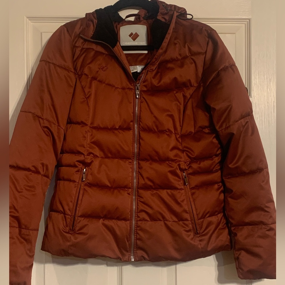 Woman’s Obermeyer ski coat in a size 8